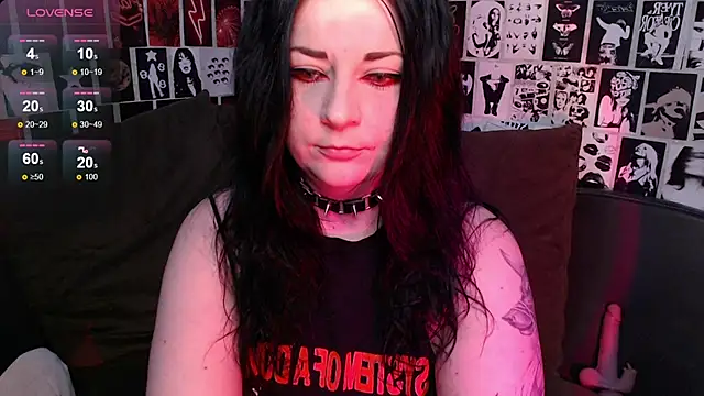 Snapshot of Kvopa chatting on December 2, 2025, 9:05 pm Kvopa online show from December 2, 2025, 9:05 pm