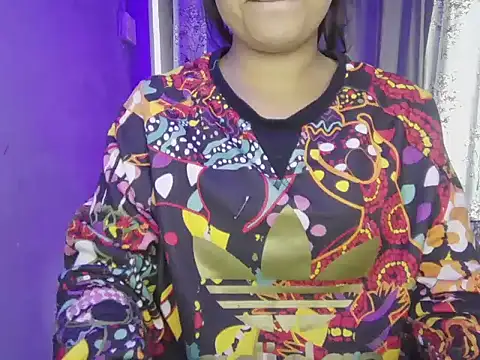 Naina 007 online show from November 17, 2025, 9:13 am