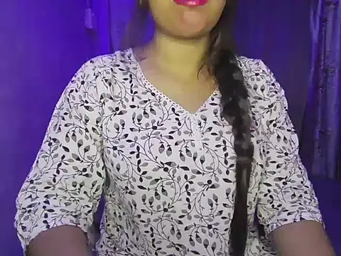 Naina 007 online show from October 14, 2025, 5:57 pm