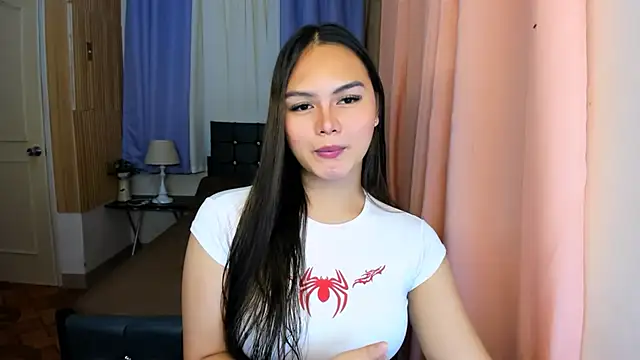 ameliamaureen online show from July 19, 2026, 5:42 pm