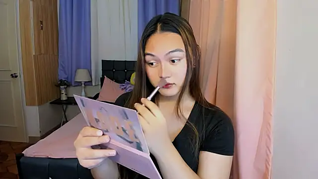 Snapshot of ameliamaureen chatting on May 12, 2026, 3:51 pm ameliamaureen online show from May 12, 2026, 3:51 pm