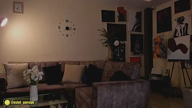 Snapshot of Estefy_arroyo1 chatting on September 15, 2025, 3:18 am Estefy arroyo1 online show from September 15, 2025, 3:18 am