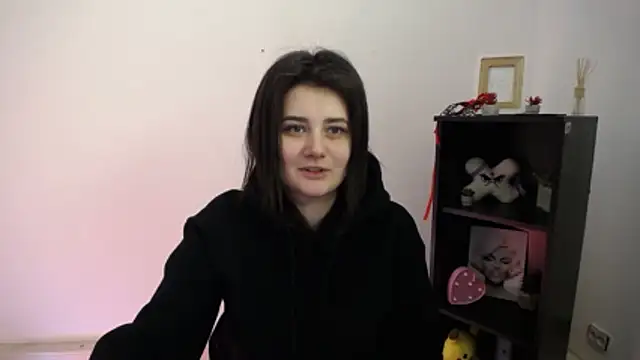 Katrin kiss  online show from January 14, 2026, 2:31 pm