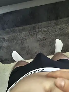  -neo-  online show from November 16, 2025, 1:49 pm