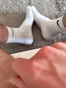 Snapshot of _-neo-_ chatting on September 24, 2025, 12:00 pm -neo- online show from September 24, 2025, 12:00 pm