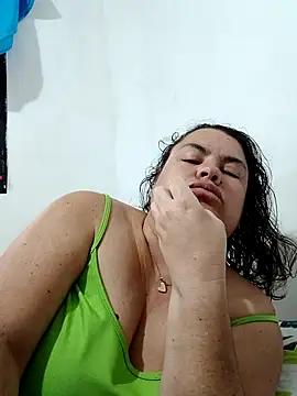 Snapshot of yaneth_ chatting on October 31, 2025, 11:29 am yaneth online show from October 31, 2025, 11:29 am