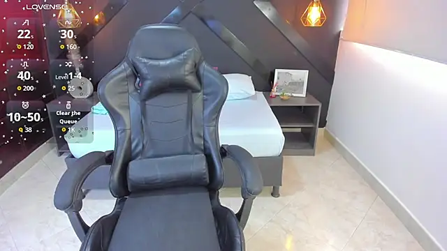 amber blisss online show from September 25, 2025, 12:33 pm