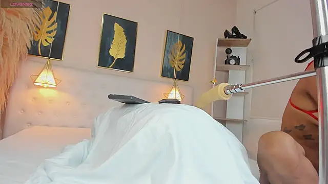 Cinnamon Star online show from January 13, 2026, 12:31 pm