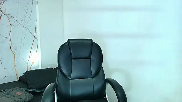 Snapshot of Karla_hilton1 chatting on February 21, 2026, 12:07 pm Karla hilton1 online show from February 21, 2026, 12:07 pm