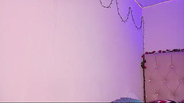 manumeow1 online show from February 22, 2026, 12:24 am