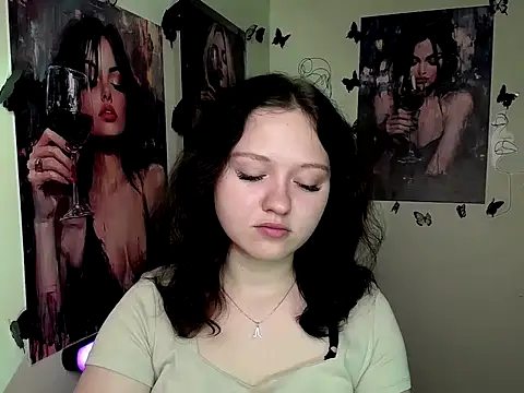 Snapshot of LadyAlice_ chatting on September 24, 2025, 6:09 am LadyAlice online show from September 24, 2025, 6:09 am