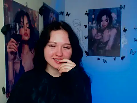 LadyAlice  online show from January 14, 2026, 6:39 am