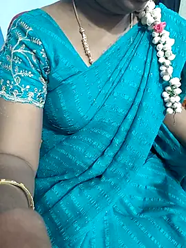 Snapshot of lolida69thamil chatting on December 18, 2025, 4:28 am lolida69thamil online show from December 18, 2025, 4:28 am