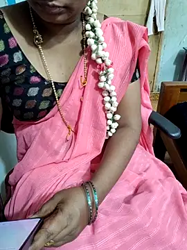 Snapshot of lolida69thamil chatting on December 1, 2025, 4:57 am lolida69thamil online show from December 1, 2025, 4:57 am