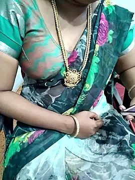 Snapshot of lolida69thamil chatting on September 11, 2025, 6:13 am lolida69thamil online show from September 11, 2025, 6:13 am