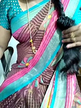 Snapshot of lolida69thamil chatting on September 27, 2025, 5:13 am lolida69thamil online show from September 27, 2025, 5:13 am