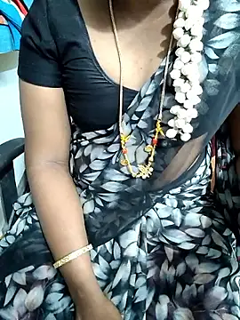 Snapshot of lolida69thamil chatting on October 10, 2025, 7:42 am lolida69thamil online show from October 10, 2025, 7:42 am