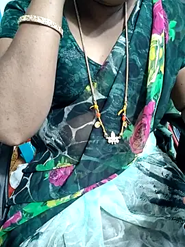 Snapshot of lolida69thamil chatting on October 5, 2025, 12:40 pm lolida69thamil online show from October 5, 2025, 12:40 pm