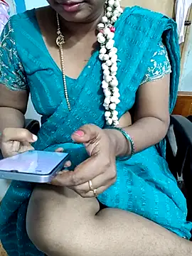 Snapshot of lolida69thamil chatting on November 30, 2025, 8:15 am lolida69thamil online show from November 30, 2025, 8:15 am