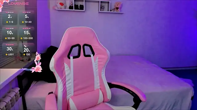 Snapshot of MiaScarlettt chatting on November 2, 2025, 7:08 pm MiaScarlettt online show from November 2, 2025, 7:08 pm