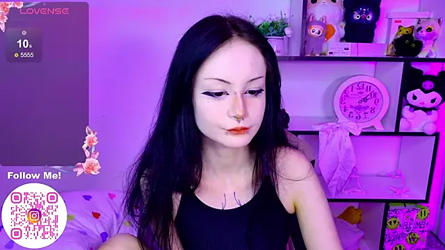 Snapshot of MiaScarlettt chatting on December 5, 2025, 7:12 pm MiaScarlettt online show from December 5, 2025, 7:12 pm