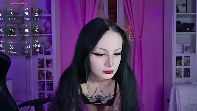 MiaScarlettt online show from June 5, 2026, 7:08 pm