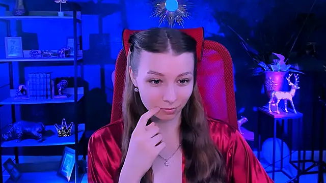 Snapshot of JulieDaniel chatting on November 28, 2025, 4:23 am JulieDaniel online show from November 28, 2025, 4:23 am