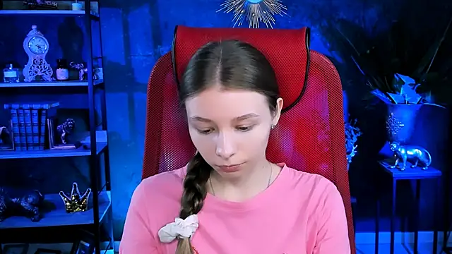 Snapshot of JulieDaniel chatting on September 26, 2025, 4:19 am JulieDaniel online show from September 26, 2025, 4:19 am