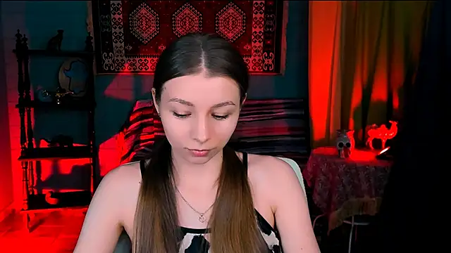 Snapshot of JulieDaniel chatting on December 5, 2025, 4:22 am JulieDaniel online show from December 5, 2025, 4:22 am