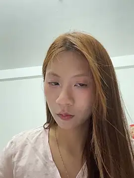 Snapshot of Lil-Gi chatting on May 22, 2026, 5:00 pm Lil-Gi online show from May 22, 2026, 5:00 pm