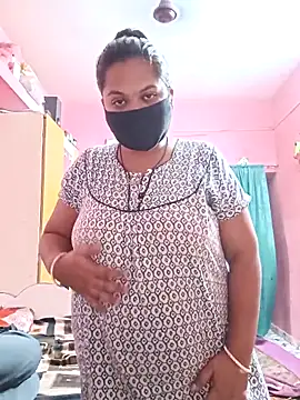 biggbobbsgirl online show from September 23, 2025, 7:21 pm