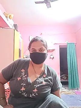 biggbobbsgirl online show from November 26, 2025, 6:30 pm