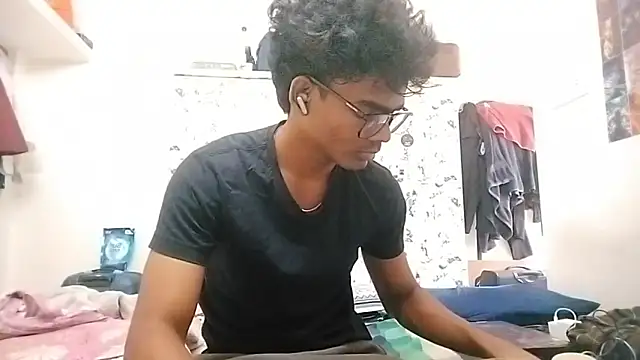 Rahulisagoodguy online show from November 5, 2025, 6:27 am