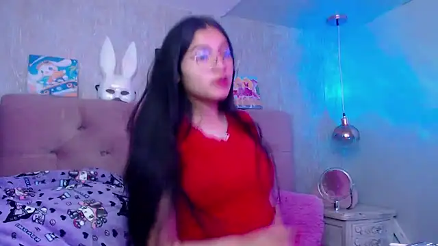 laurenelove online show from November 8, 2025, 3:43 am