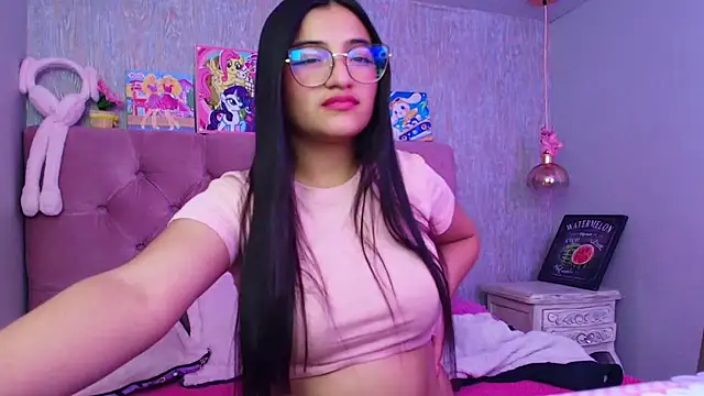 laurenelove online show from March 3, 2026, 4:30 am