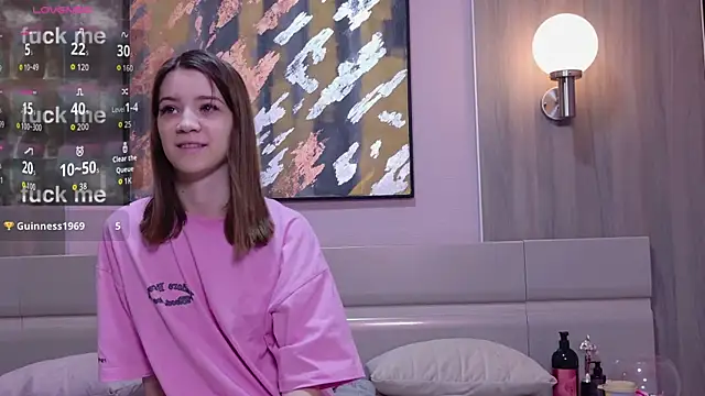 Snapshot of Alison_kisss chatting on September 25, 2025, 10:54 am Alison kisss online show from September 25, 2025, 10:54 am