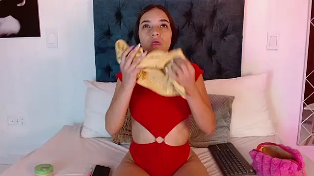 Snapshot of Lilith_Nocturne chatting on December 3, 2025, 7:02 pm Lilith Nocturne online show from December 3, 2025, 7:02 pm