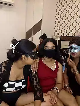 Sexy anaamika online show from June 4, 2026, 7:13 am