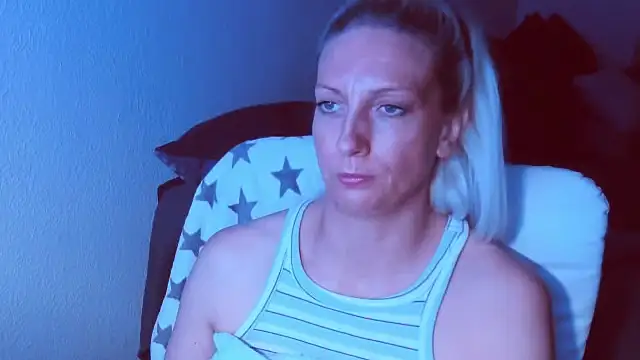 SexyJulia21 online show from June 16, 2026, 6:13 am
