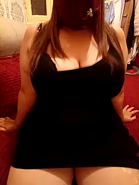 Snapshot of mayakhalyfaa chatting on October 24, 2025, 1:59 am mayakhalyfaa online show from October 24, 2025, 1:59 am