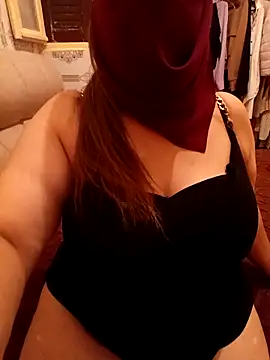 Snapshot of mayakhalyfaa chatting on September 20, 2025, 9:09 pm mayakhalyfaa online show from September 20, 2025, 9:09 pm