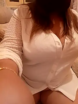 Snapshot of mayakhalyfaa chatting on November 20, 2025, 12:22 am mayakhalyfaa online show from November 20, 2025, 12:22 am