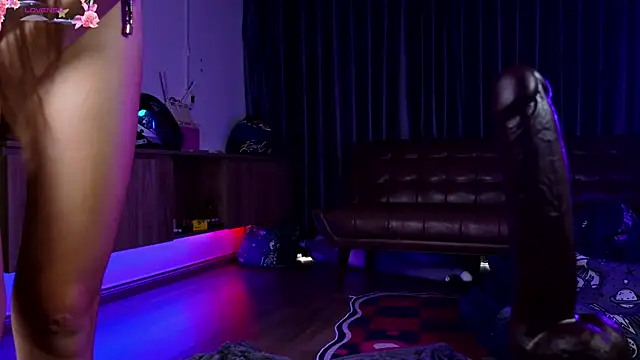 laxyflaxyy online show from December 4, 2025, 1:59 am