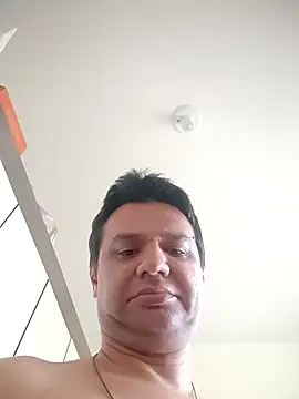 Snapshot of Crocante_Hot chatting on November 12, 2025, 7:07 pm Crocante Hot online show from November 12, 2025, 7:07 pm