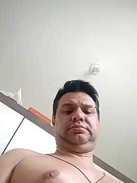 Snapshot of Crocante_Hot chatting on November 9, 2025, 5:39 pm Crocante Hot online show from November 9, 2025, 5:39 pm