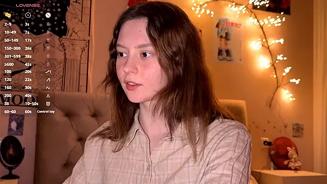 Snapshot of IrisPurrphy chatting on February 8, 2026, 4:59 pm IrisPurrphy online show from February 8, 2026, 4:59 pm