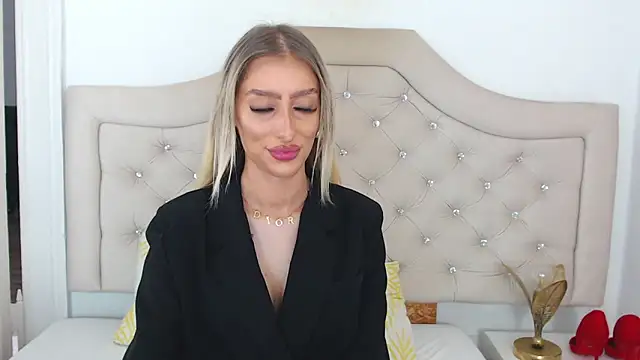 NatalieSensual online show from December 22, 2025, 10:15 am