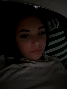 Snapshot of Babyfoxi chatting on September 10, 2025, 2:49 pm Babyfoxi online show from September 10, 2025, 2:49 pm