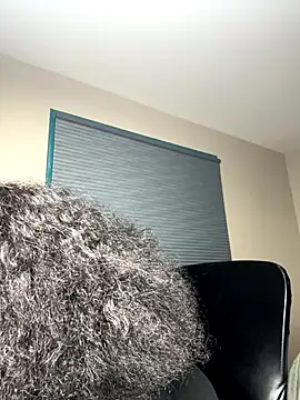 WomanNextdoor1 online show from December 14, 2025, 1:01 am