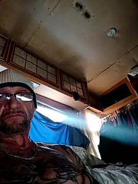 ShawnandDani7074 online show from March 28, 2026, 1:56 pm